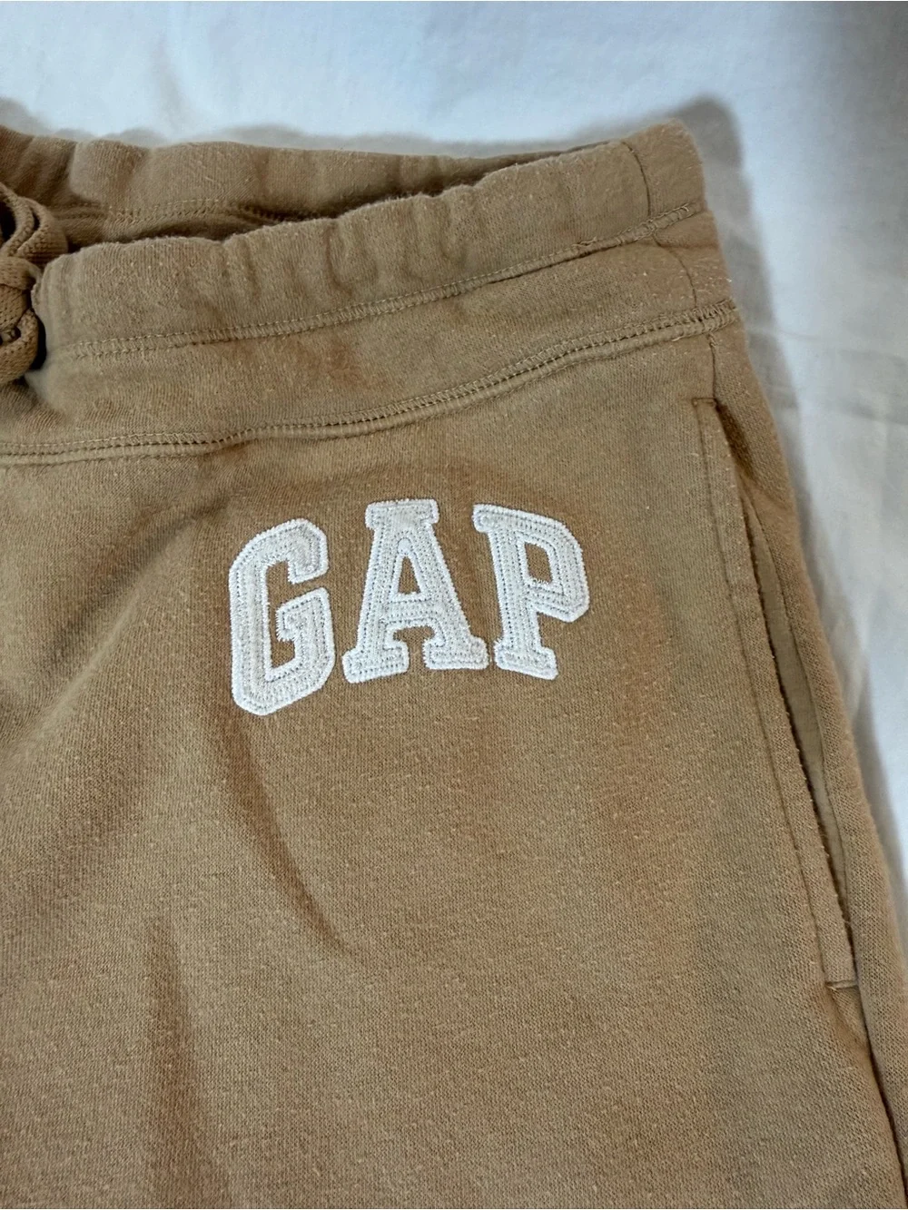 GAP Tan Crop Sweatpants Size Small